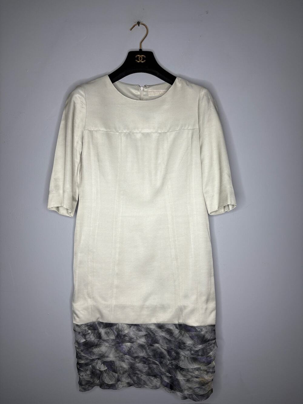 NINE Women White 3/4 Sleeve Grey Feather Hem Shift Dress Size Small